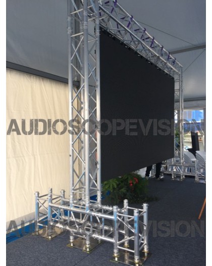 Louer location ecran led plein jour extérieur mur led écran géant prix outdoor Panneaux leds Avignon, Grenoble, Lyon, Salon de P